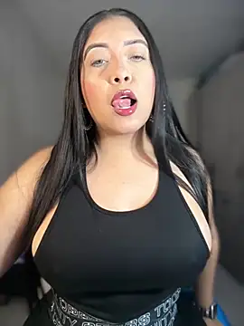 cami ortiz   online show from 12/17/25, 04:40