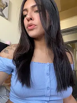 DaphneUwu online show from 12/14/24, 12:12