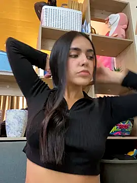 DaphneUwu online show from 10/28/25, 12:47