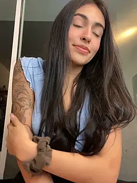 DaphneUwu online show from 04/03/26, 01:25