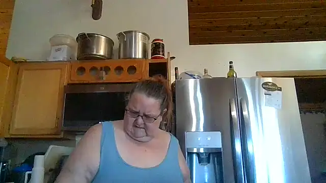Snapshot of Hornybbw1978 chatting on 09/23/25, 11:52 Hornybbw1978 online show from 09/23/25, 11:52
