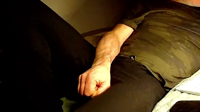 mike30nbg online show from 01/21/25, 08:21