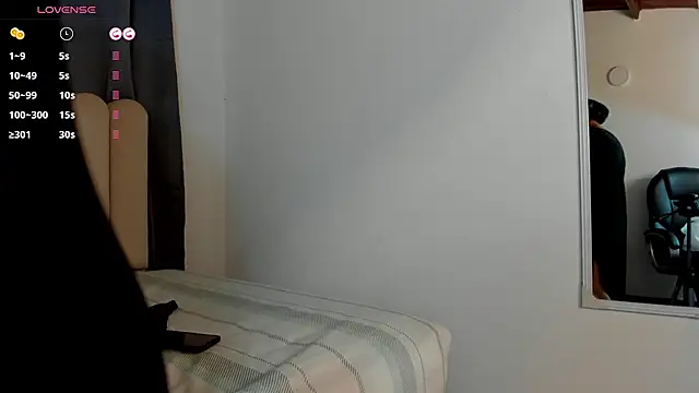 Dounia nagi online show from 10/29/25, 03:09