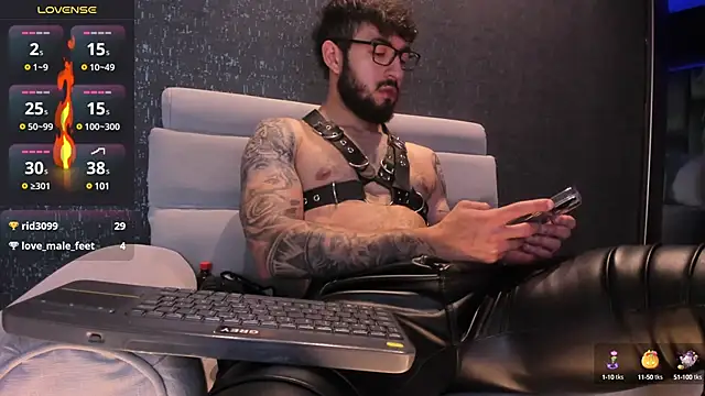 MarkWalker   online show from 03/15/25, 01:18