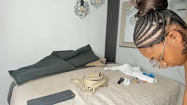 kristyl paez online show from 03/27/26, 07:02