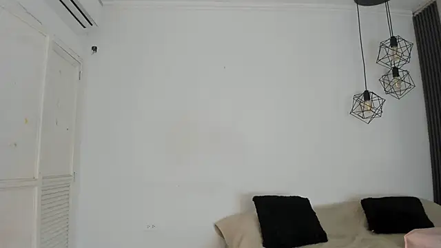 Snapshot of kristyl_paez chatting on 05/20/26, 07:42 kristyl paez online show from 05/20/26, 07:42