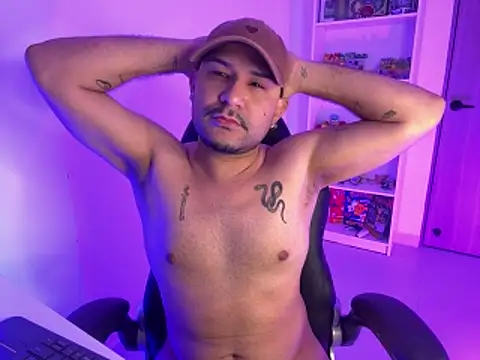 Snapshot of nicolas_cox chatting on 04/15/26, 11:16 nicolas cox online show from 04/15/26, 11:16