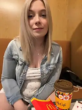 CherryAuroraa online show from 01/09/25, 02:07