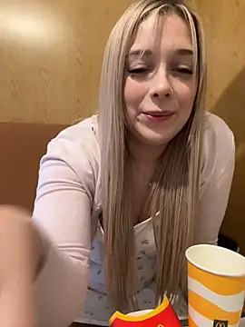 CherryAuroraa online show from 02/23/25, 12:16