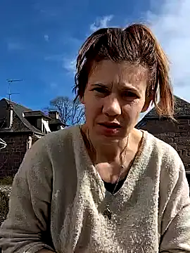 Lina lou4 online show from 03/05/25, 11:28