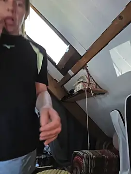 Lina lou4 online show from 04/08/26, 02:06