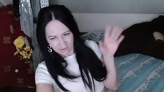 DebraMilf online show from 04/24/26, 12:57