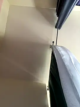 Snapshot of SuzieWanKenobi chatting on 09/14/25, 10:36 SuzieWanKenobi online show from 09/14/25, 10:36