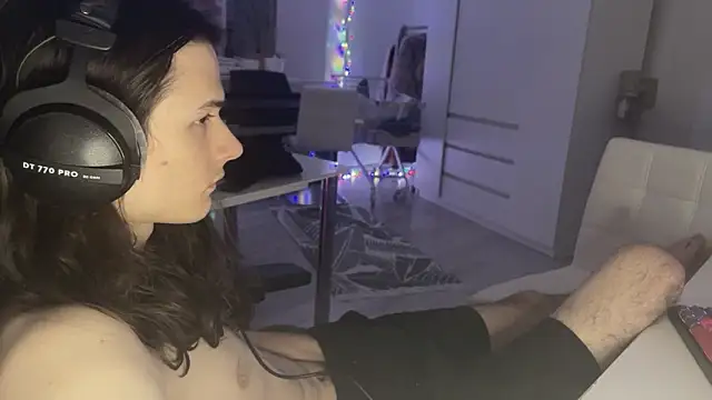 CandyChell online show from 02/05/26, 02:54