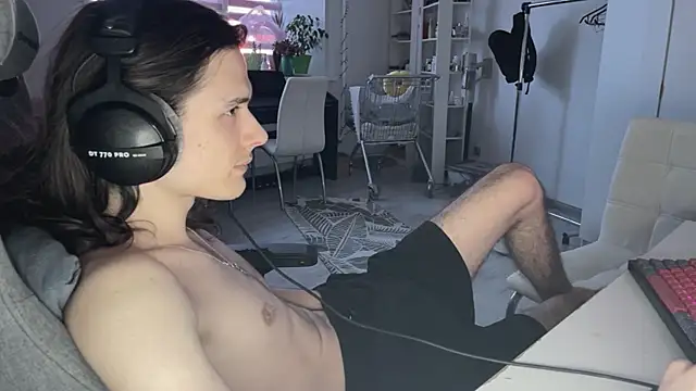 CandyChell online show from 03/16/26, 02:10