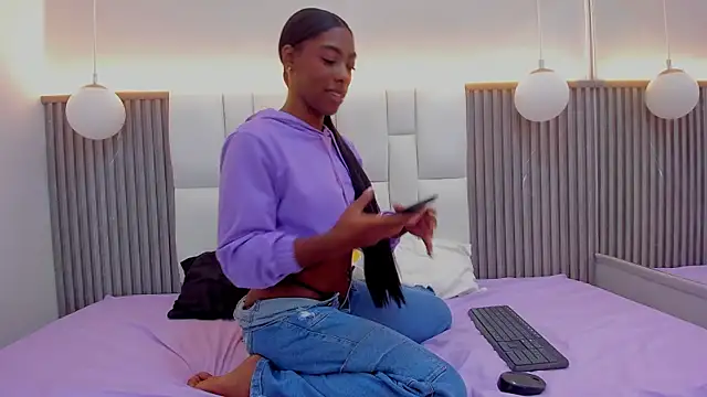 tyra jackson online show from 09/23/25, 12:08