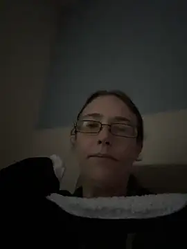 Dakota 02 online show from 04/01/26, 11:02