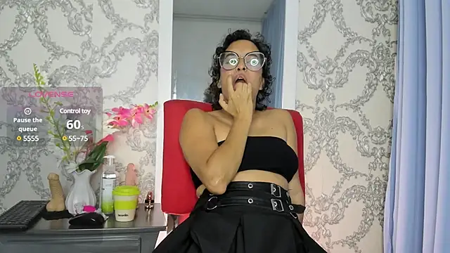 sharonshow online show from 01/31/25, 03:44