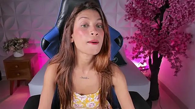 cora 22 online show from 12/30/24, 12:20