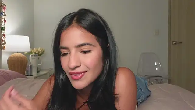 Snapshot of I_am_kat chatting on 04/25/26, 02:36 I am kat online show from 04/25/26, 02:36