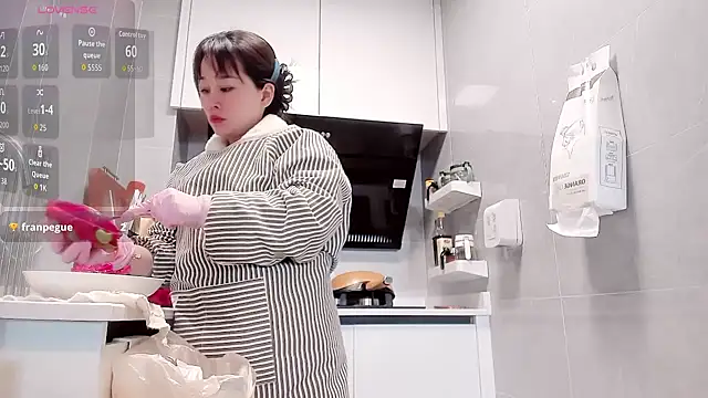 Vivian-6 online show from 03/10/26, 01:10