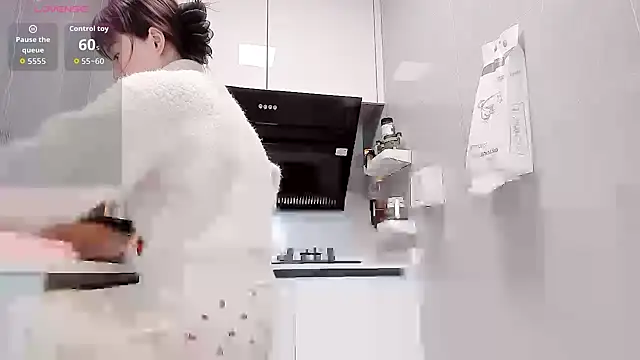 Vivian-6 online show from 03/20/26, 01:10