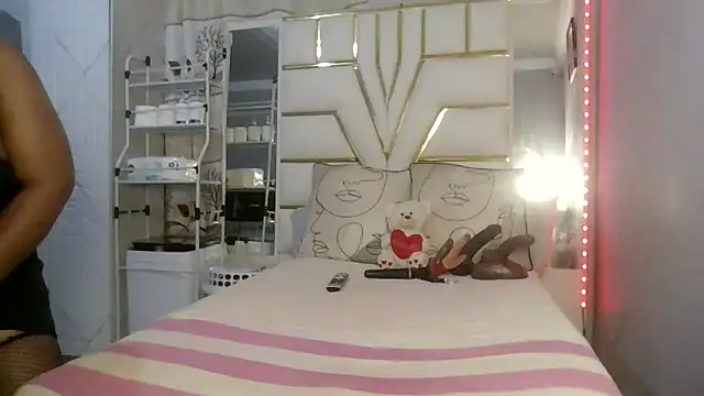 SexyyNana online show from 02/27/26, 02:11