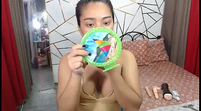 Snapshot of WildTsYhannaUncut chatting on 03/09/25, 02:43 WildTsYhannaUncut online show from 03/09/25, 02:43