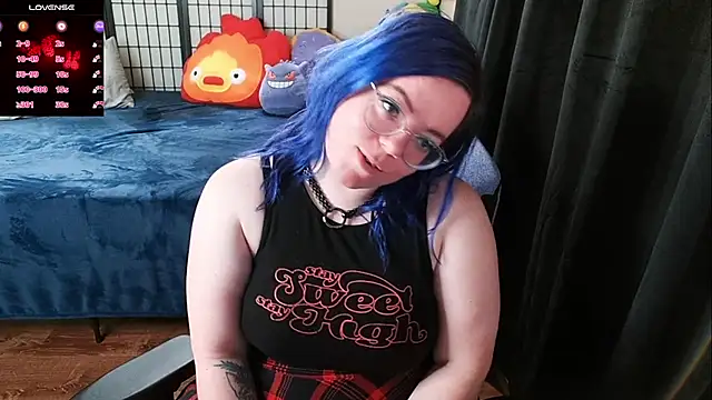 KiraSpitQueen online show from 01/10/25, 05:37