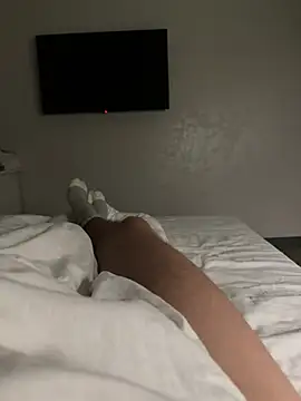 Bear bear  online show from 02/11/25, 09:35