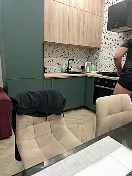 Bear bear  online show from 02/20/25, 08:58