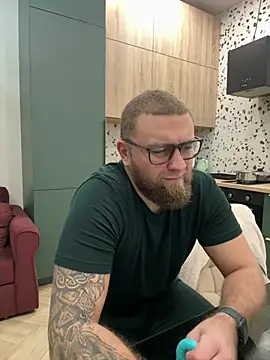 Bear bear  online show from 03/03/25, 07:39