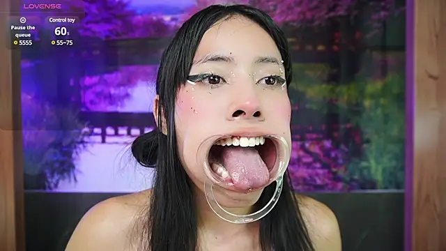 miss  maria online show from 02/01/25, 09:08