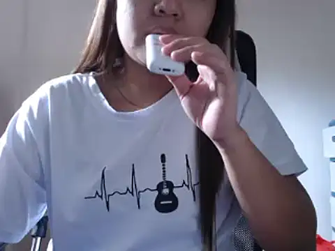 xTheLastVIRGINx online show from 12/11/24, 05:32