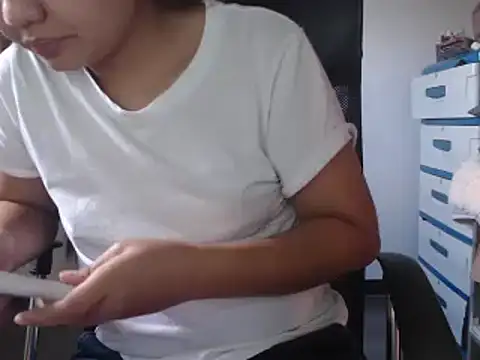 xTheLastVIRGINx online show from 01/23/25, 06:17