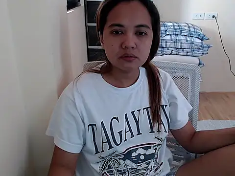 xTheLastVIRGINx online show from 02/05/26, 05:34