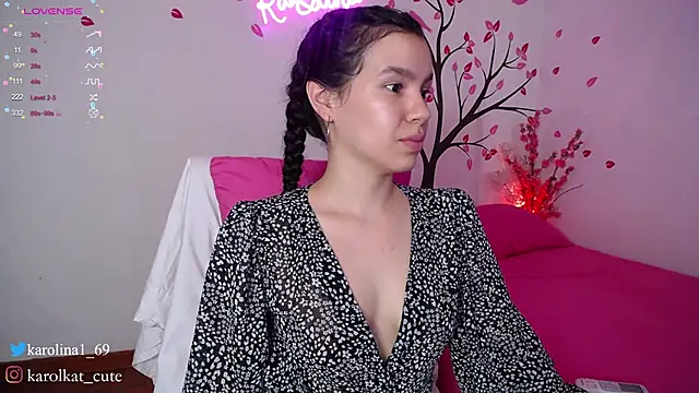 Karolina 1 online show from 01/13/25, 07:21