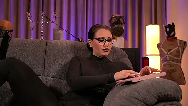 kelly kent online show from 12/05/24, 12:08