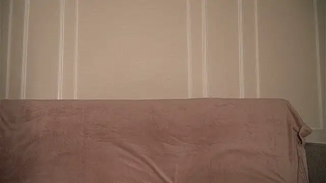julias tapes online show from 10/23/25, 02:49