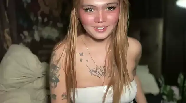 Claire Brooke online show from 02/06/25, 06:35