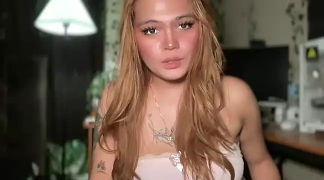 Claire Brooke online show from 02/22/25, 07:25