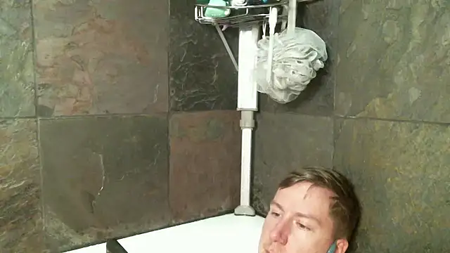 MormonPineapples online show from 02/09/25, 04:36