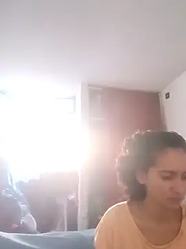 valeriaswang Lucas online show from 10/15/25, 01:00