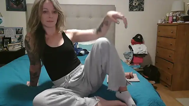 Heyitsmee33 online show from 03/30/26, 10:16