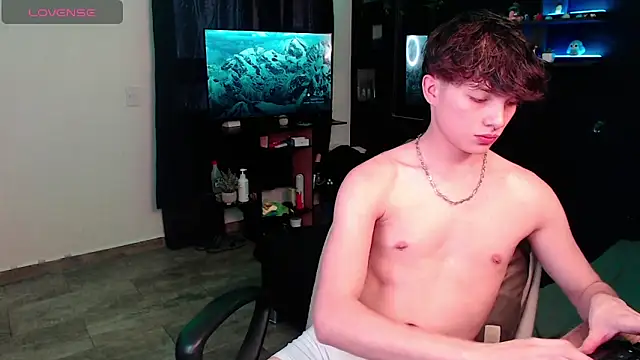 Snapshot of andybxby chatting on 01/14/25, 09:51 andybxby online show from 01/14/25, 09:51