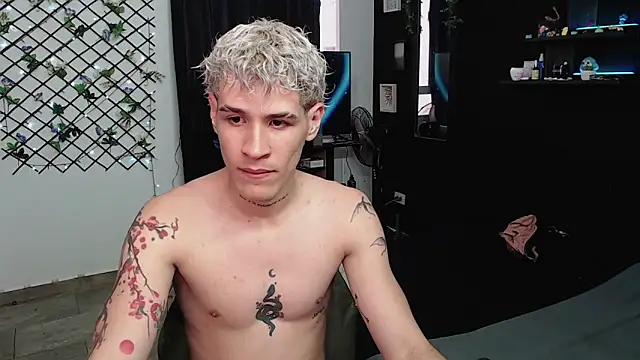 Snapshot of andybxby chatting on 02/08/25, 09:46 andybxby online show from 02/08/25, 09:46