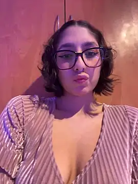 aurora xoxo online show from 12/15/24, 03:24