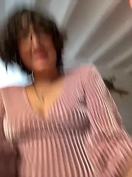 aurora xoxo online show from 03/22/26, 08:12