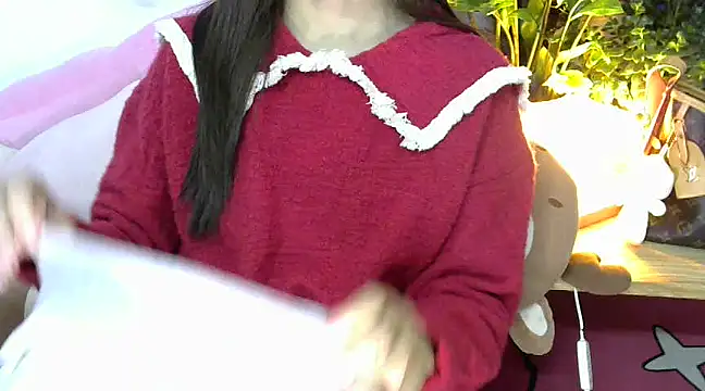 Snapshot of PinkCoi888 chatting on 02/28/25, 08:31 PinkCoi888 online show from 02/28/25, 08:31