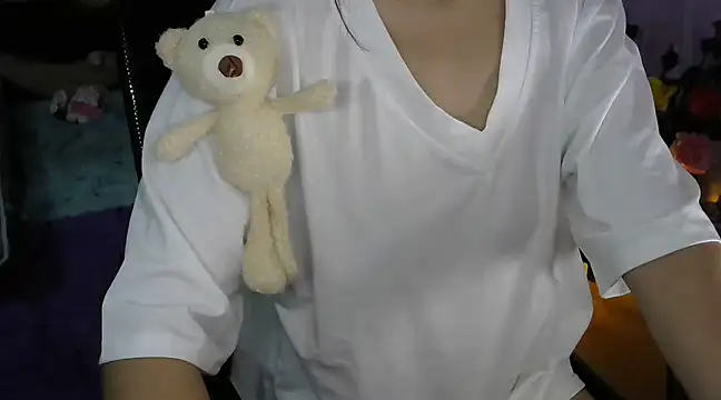 Snapshot of PinkCoi888 chatting on 03/17/25, 08:19 PinkCoi888 online show from 03/17/25, 08:19